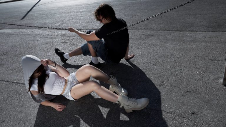 A frame from a WorldWidePop scene video